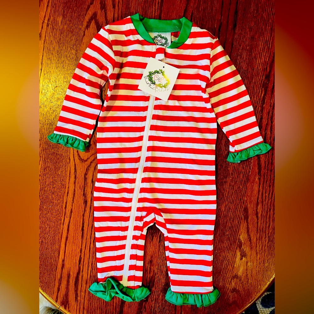 NWT girls size 3 months Christmas pj’s